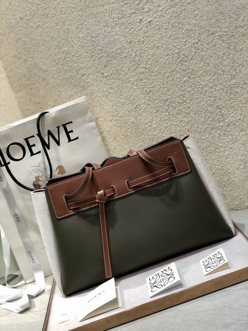 Loewe Handbag 389
